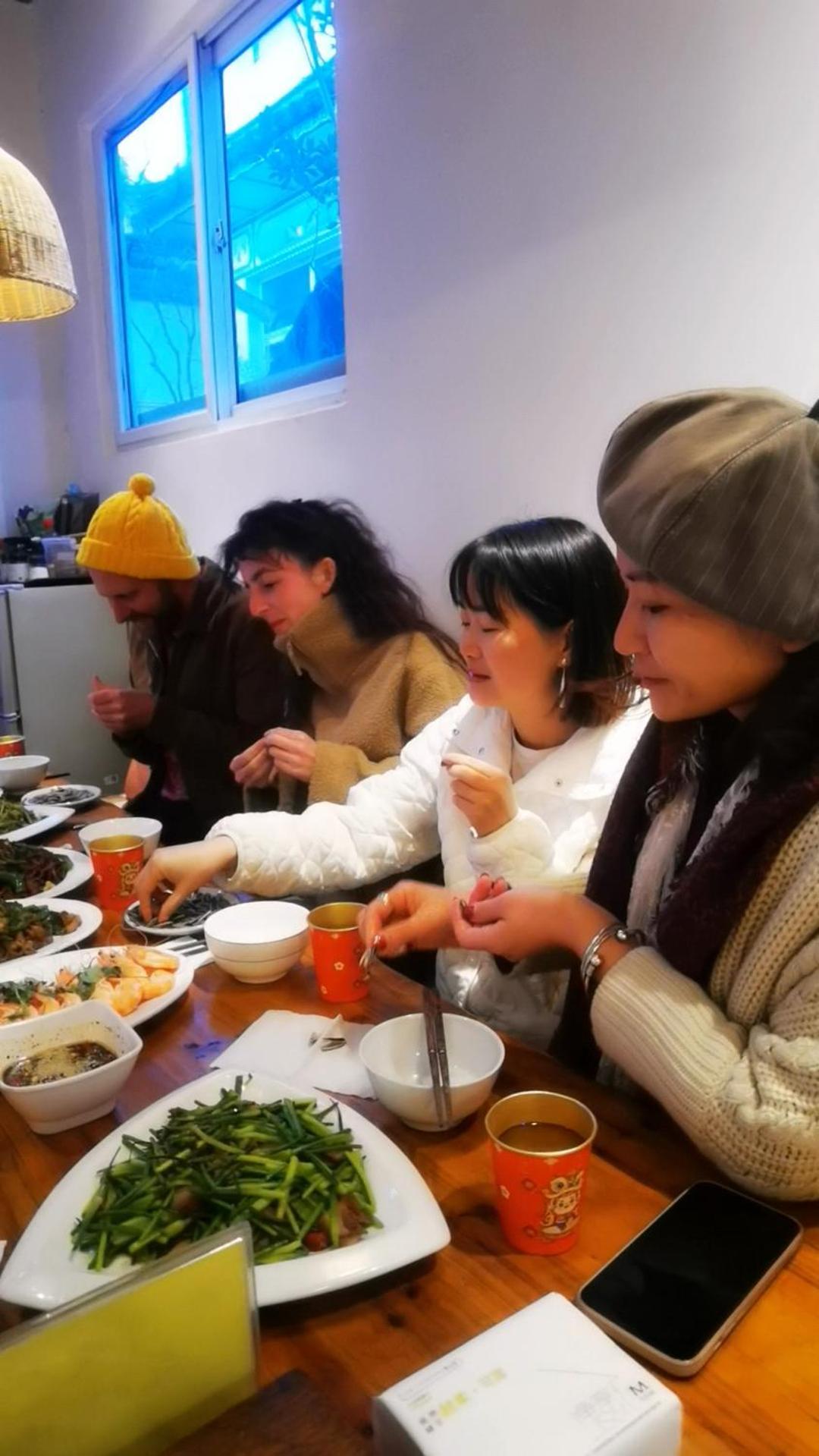 릴리 패드 인 호텔 다리 외부 사진